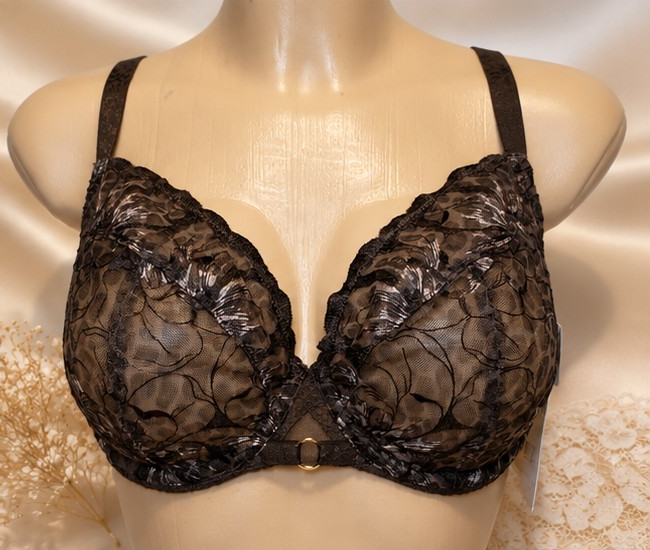 Brązowy koronkowy biustonosz Chantelle C12M10 70F - przód